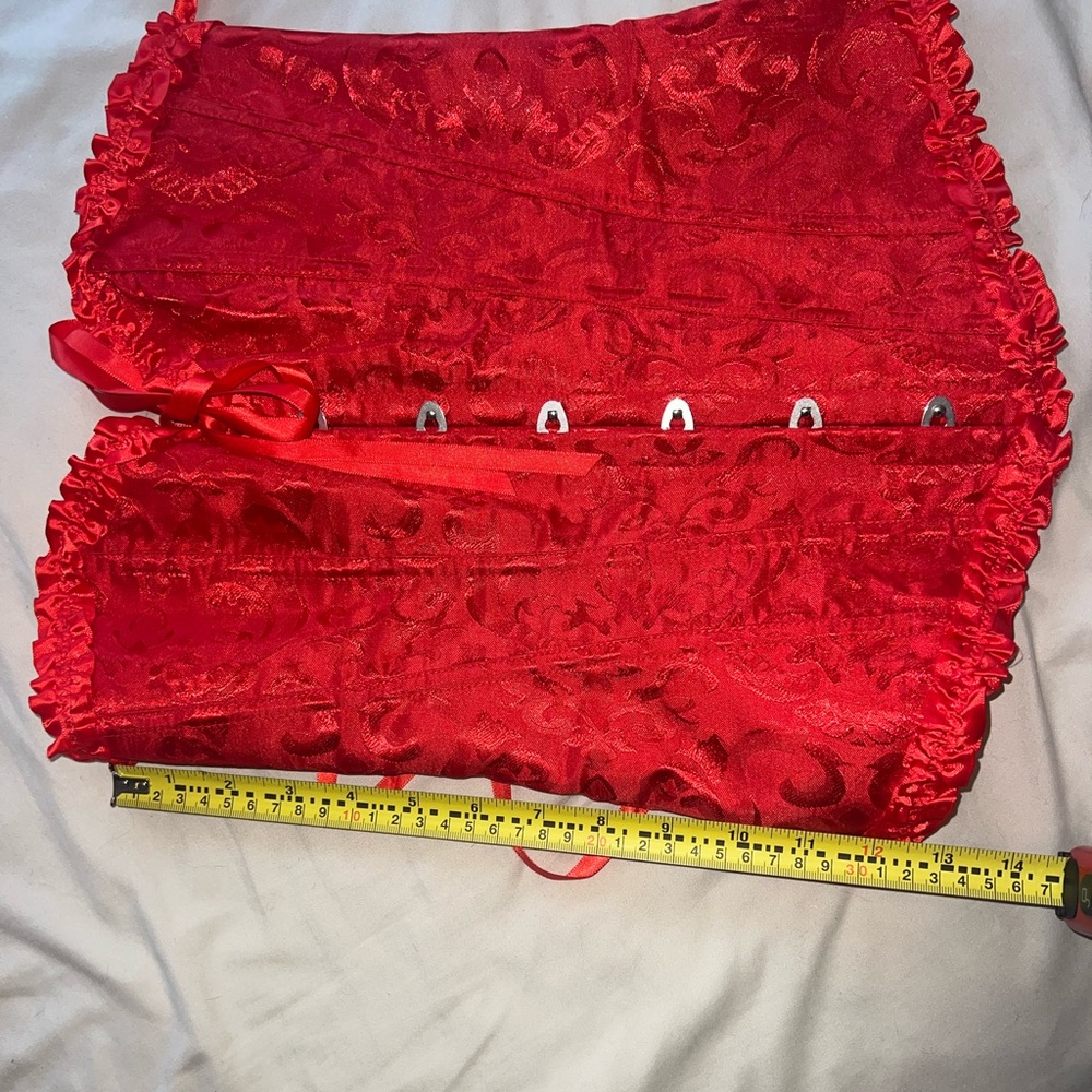 Red Corset - Picture 4 of 5